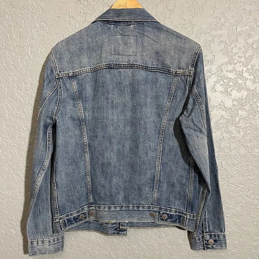 Levi’s Men’s Trucker Jacket  - Picture 5 of 12
